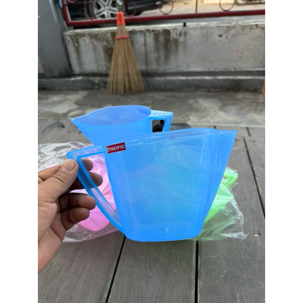 GELAS UKUR PLASTIK 500ml