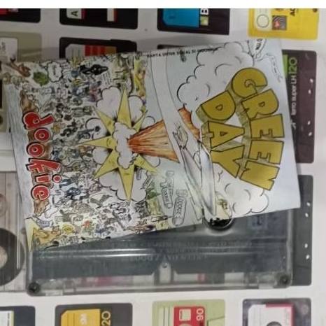 KASET PITA GREENDAY ALBUM DOKIE