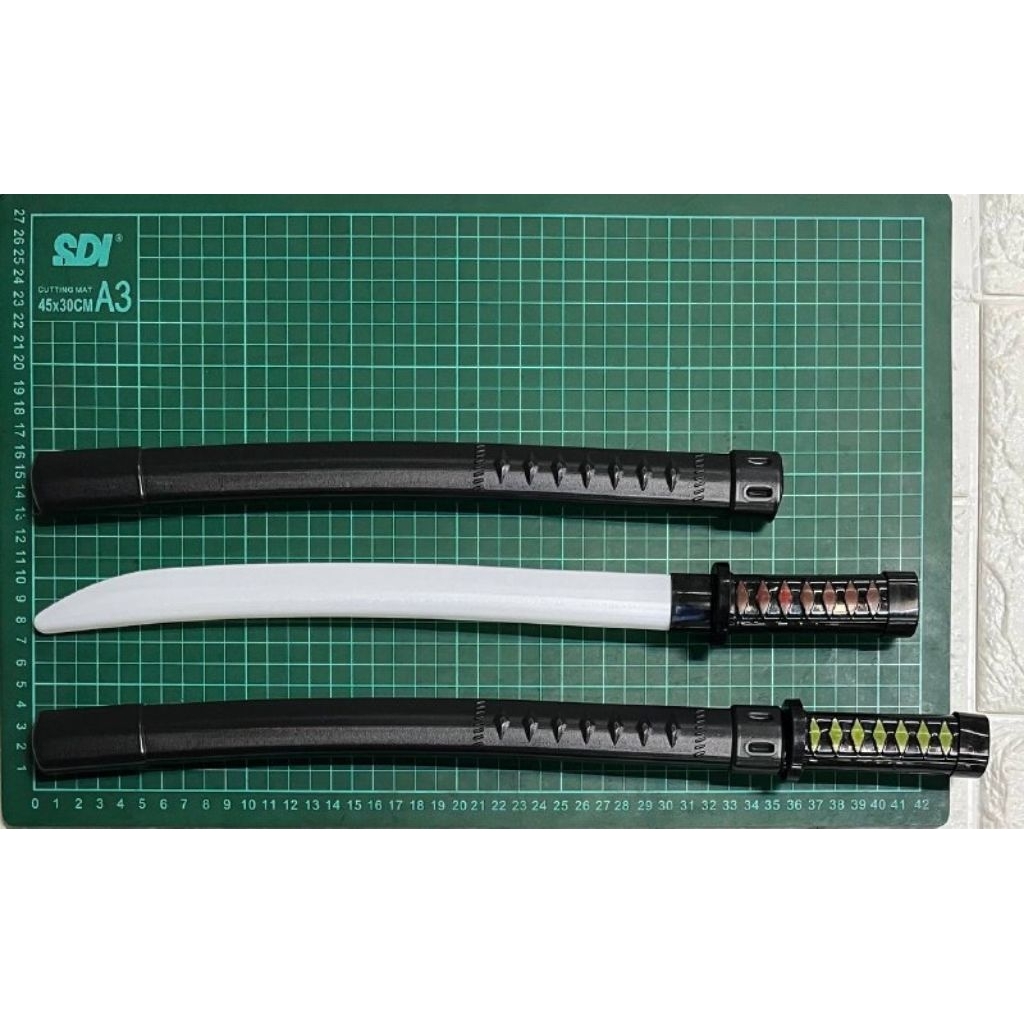 1pc Mainan pedang-pedangan mainan samurai tanpa lampu