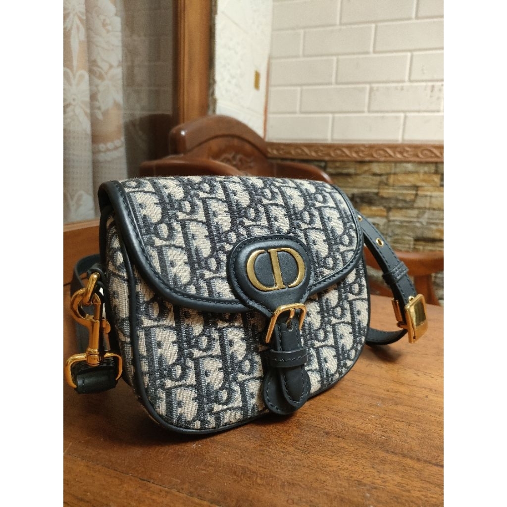 Preloved tas selempang, bahan kanvas bordir mix kulit, CDMiniBobby Oblique Jacquard Blue