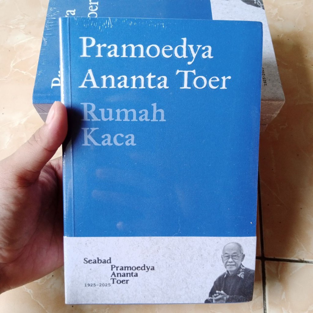 Buku Tetralogi Rumah kaca New segel original