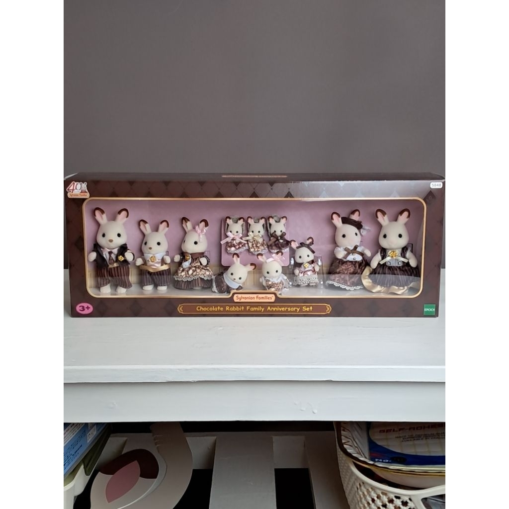 Sylvanian Families - Chocolate Rabbit Family Anniversary Set 40th [ ECER ]
