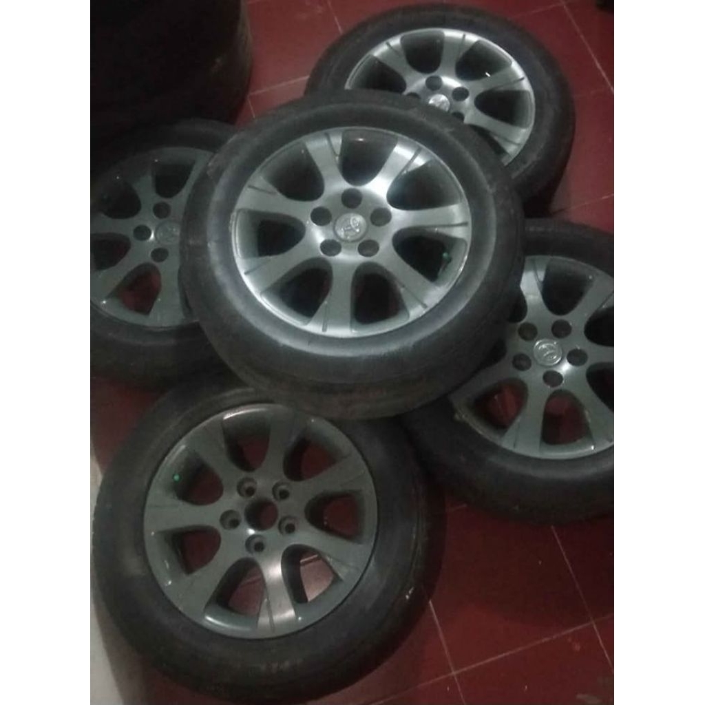 velg racing oem Toyota Camry, mulus ban nempel