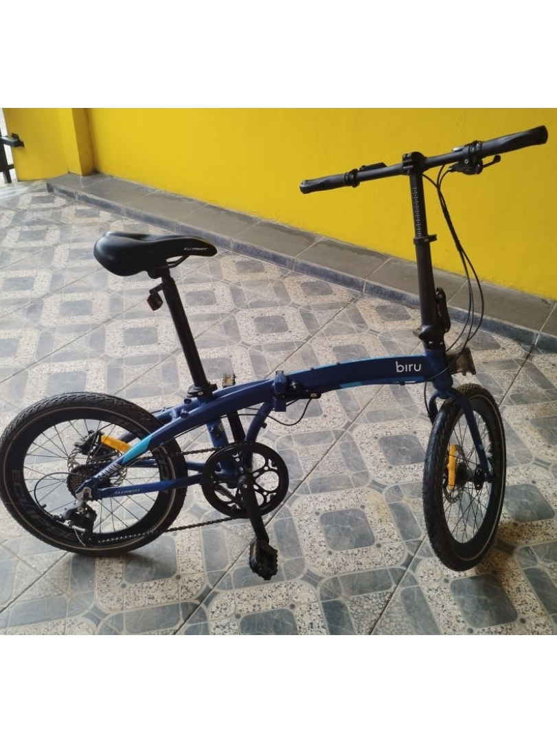 Sepeda lipat Element Biru Ecosmo, Rem hidrolik, 8 Percepatan