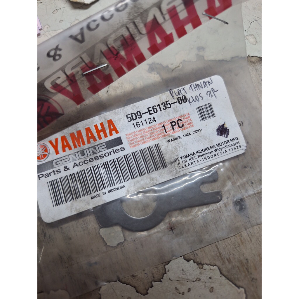 PLAT KANCINGAN MUR KOPLING WASHER LOCK 5D9-E6135-00 VEGA ZR JUPITER Z1 ROBOT YAMAHA ORIGINAL YGP