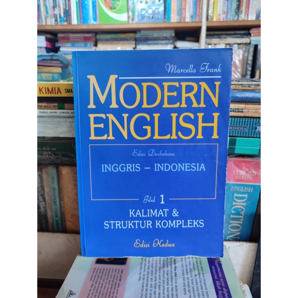 Modern English. dwibahasa. jilid 1. edisi 2. oleh Marcella Frank. Inggris - Indonesia