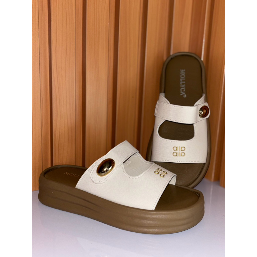 Sandal slop Mollyca korea