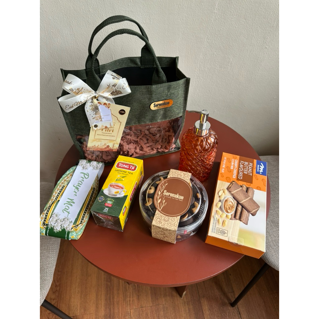 customed hampers serenakue