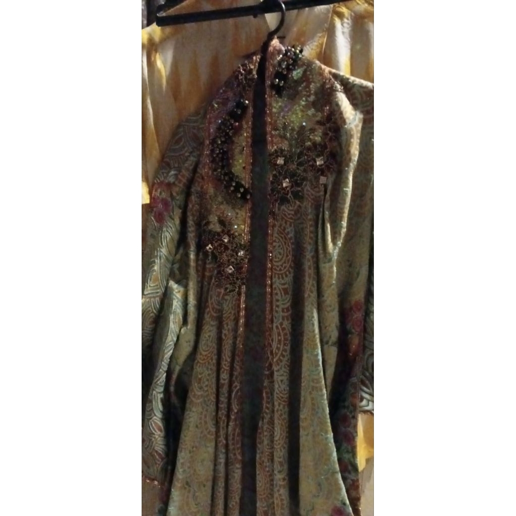 Outer Luire Preloved