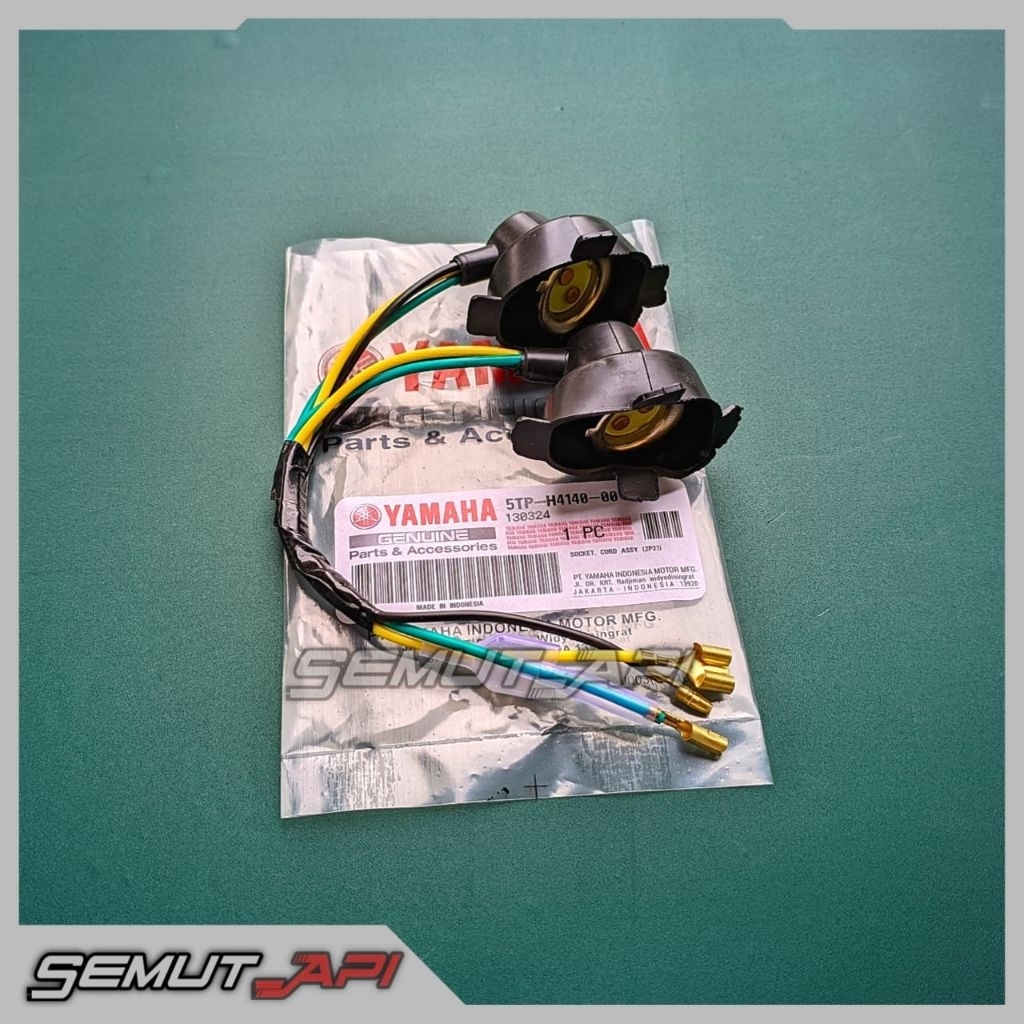 5TP-H4140-00 SOKET LAMPU DEPAN YAMAHA JUPITER Z BURHAN JUPITER Z LAMA KABEL SOKET LAMPU DEPAN YAMAHA
