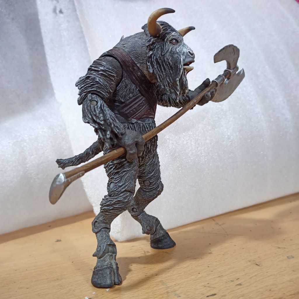 Action figure Narnia prince Caspian asterius