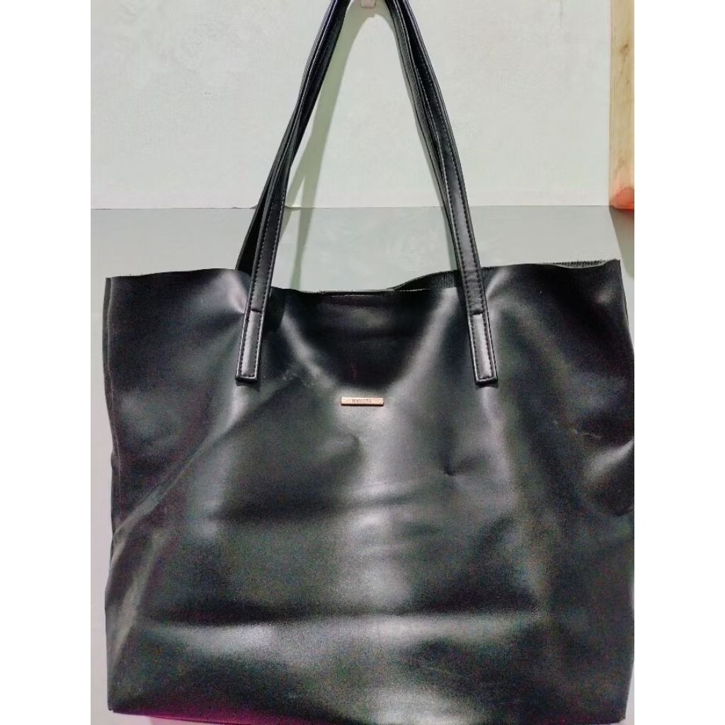 preloved merche Ashley bag non Zipper