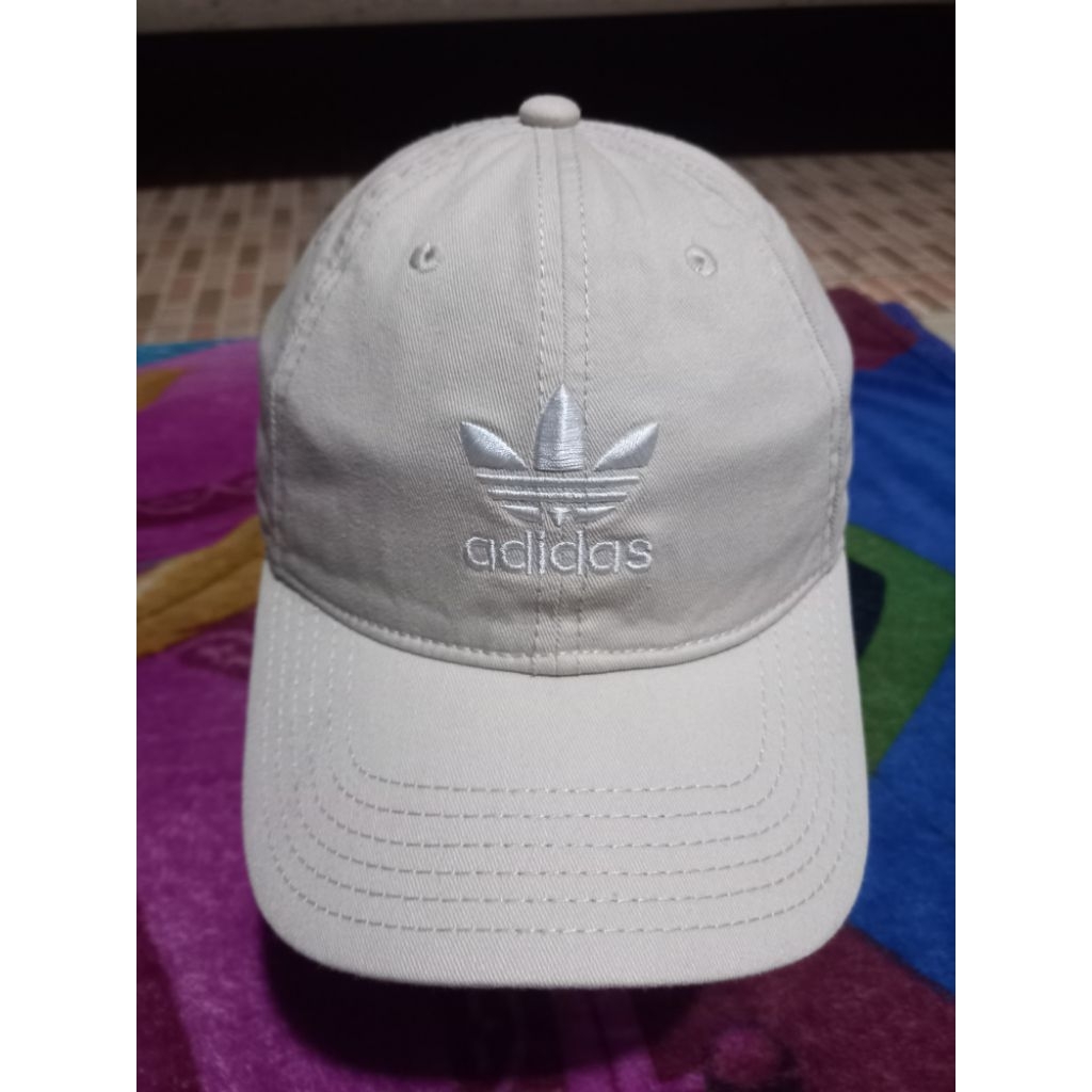 Preloved Topi ADIDAS Trefoil Baseball