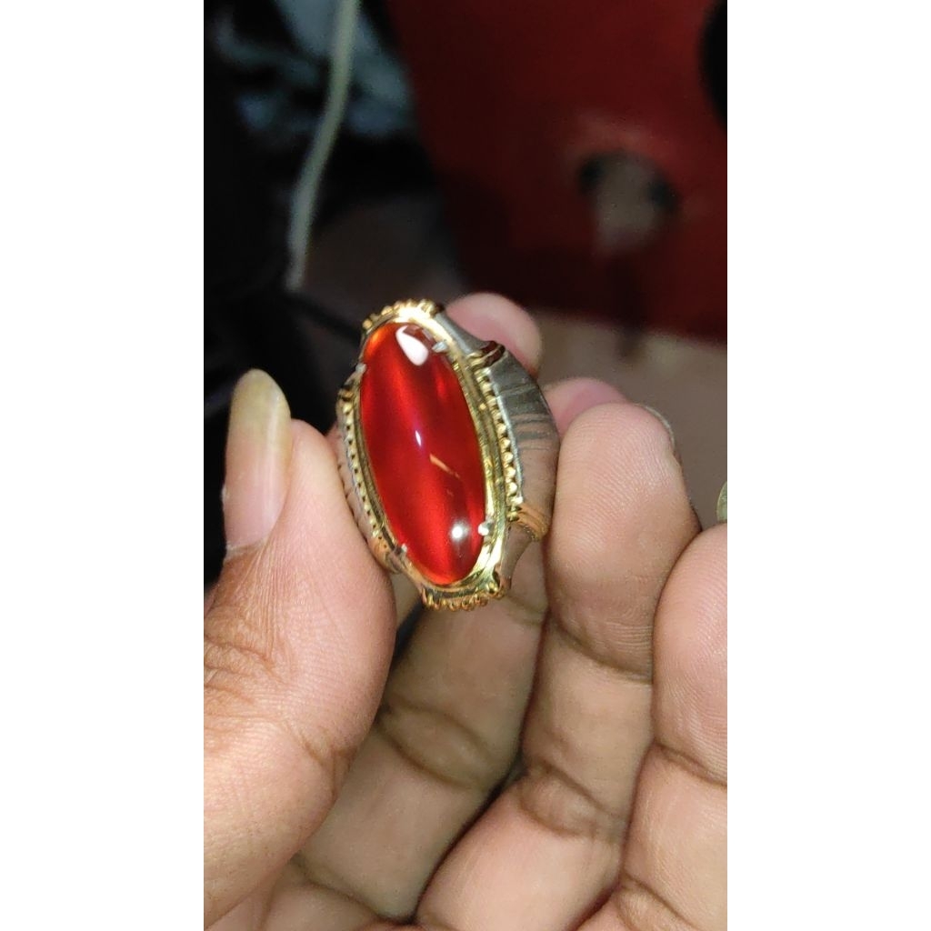 calsidony red baron pacitan