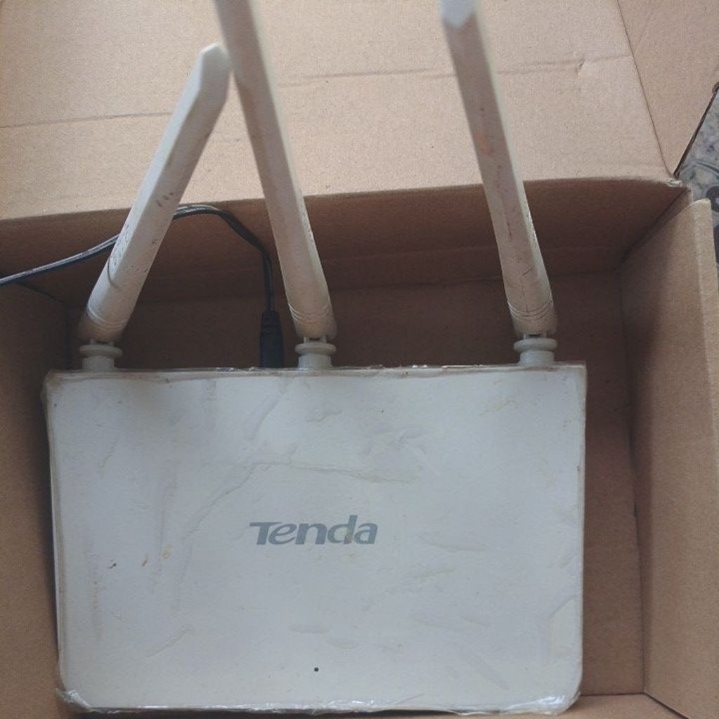 ROUTER TENDA F3 ANTEN 3 BEKAS NORMAL