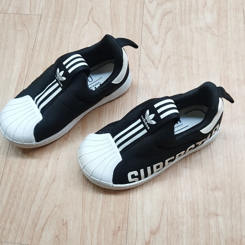 sepatu anak Adidas superstar  original unisex - preloved