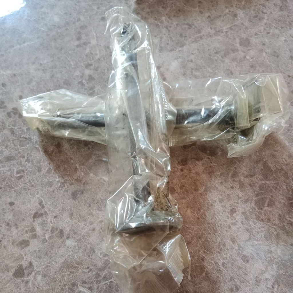 Valve Ex Klep Toyota HIACE LH11 13715-54010  Origina