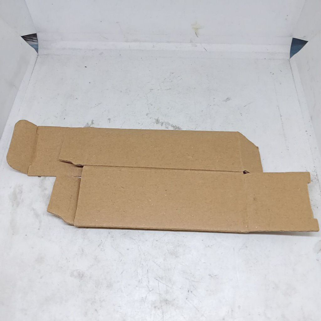 KARDUS BOX KARTON DUS PACKING UKURAN 10×4×4. 1KG ISI 103 BIJI