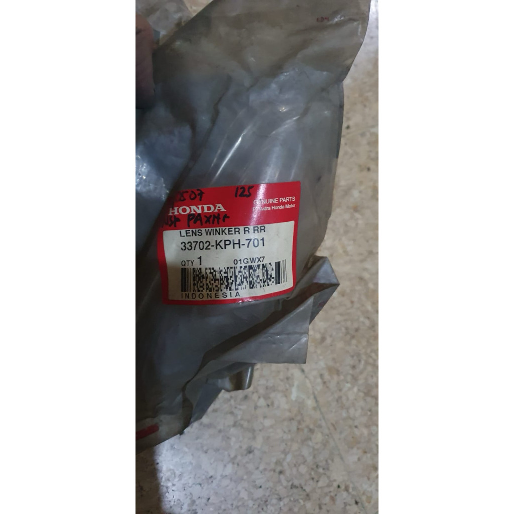MIKA SEIN BELAKANG KANAN SUPRA X 125 OLD ORI AHM 33702-KPH-701