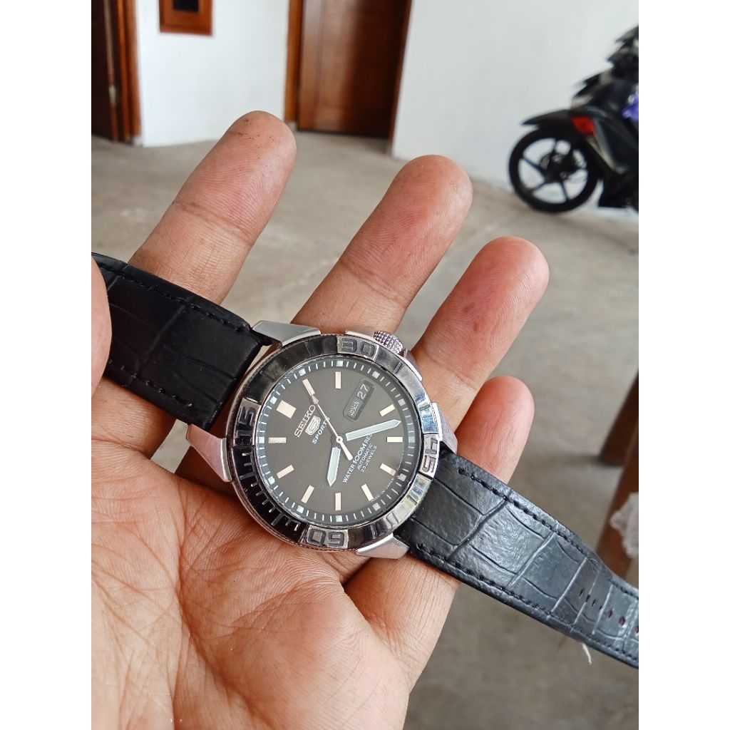 Seiko sport 7s36 automatic