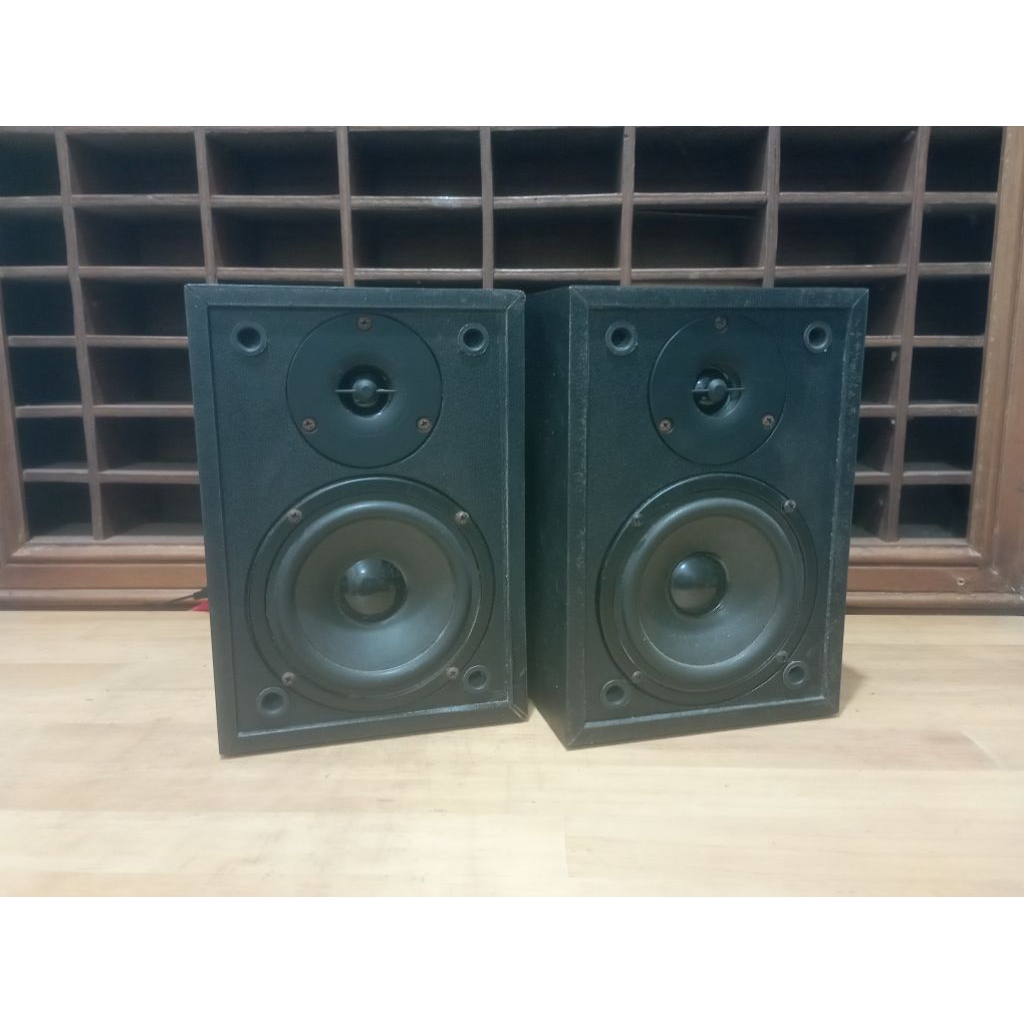 Speaker Pasif GMC BM 091A ( 4" inch ) Sepasang.