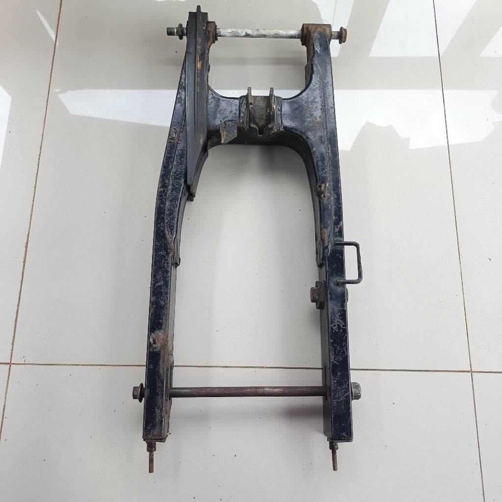 swing arm arem sasis capit udang belakang honda sonic150r sonic 150r original