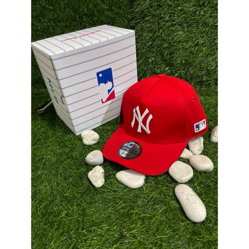 TOPI NY PREMIUM UNISEX-BAHAN MERAH