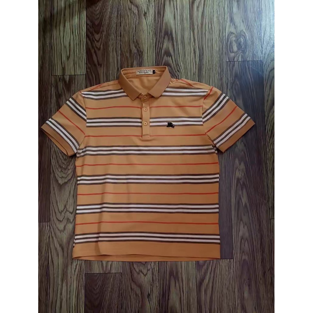 Kaos kerah poloshirt Burberry