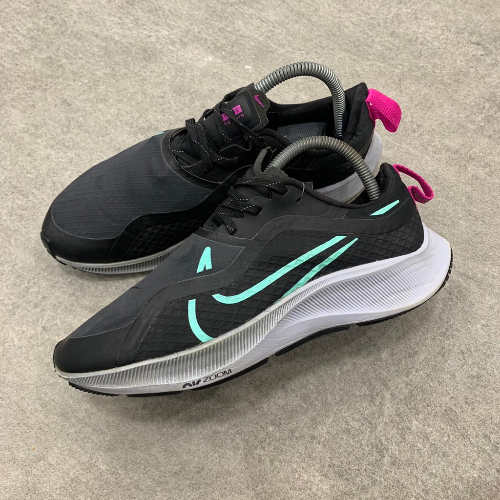 Nike Air Zoom Pegasus 37 Shield 'Black Aurora Green'