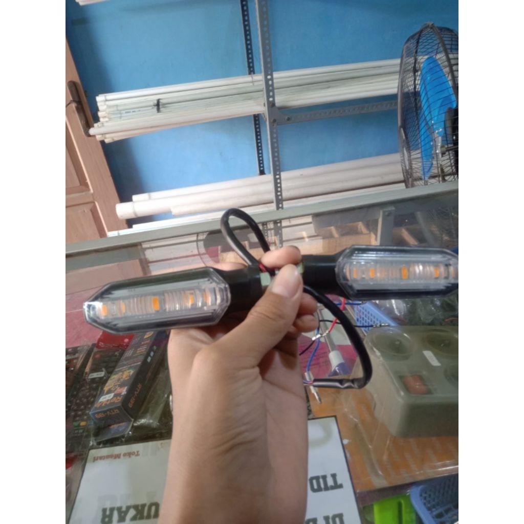 lampu sein belakang Vario 125 new 2018