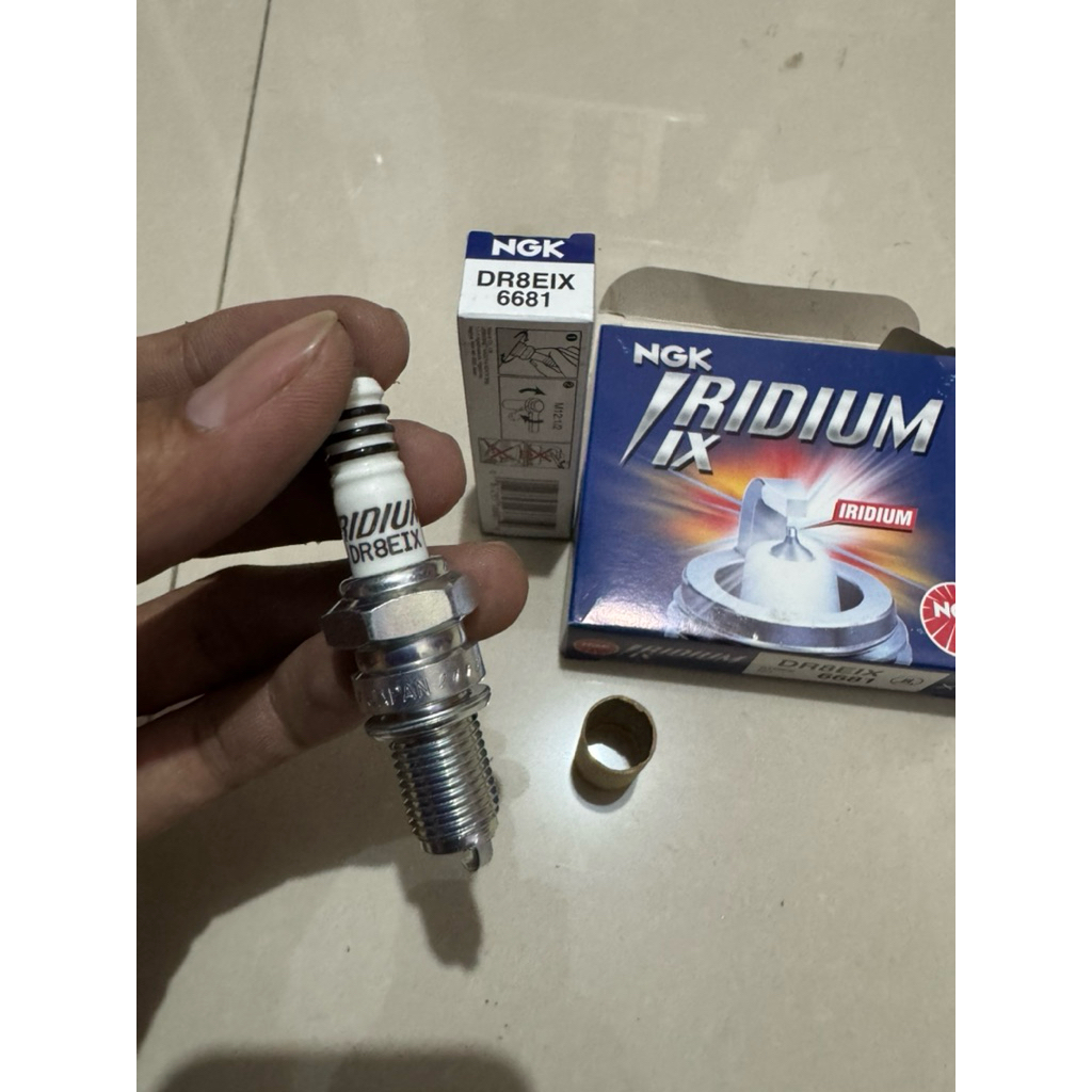BUSI NGK IRIDIUM DR8EIX ORIGINAL JAPAN TIGER CB SCORPIO MEGAPRO GL SPARK PLUG NGK DR8EIX IRIDIUM ORI