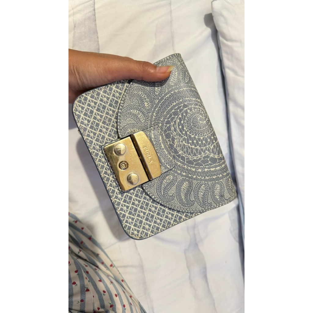 preloved authentic furla