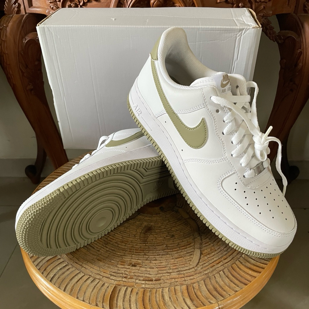 Nike Air Force 1 '07 white neutral olive 44.5 BNOB AF1 green sneakers sepatu casual