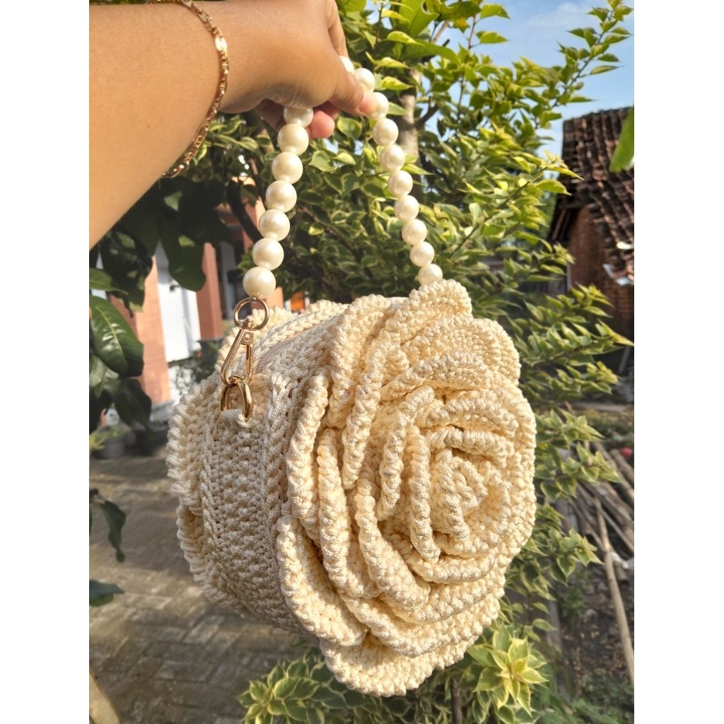 tas rajut mawar