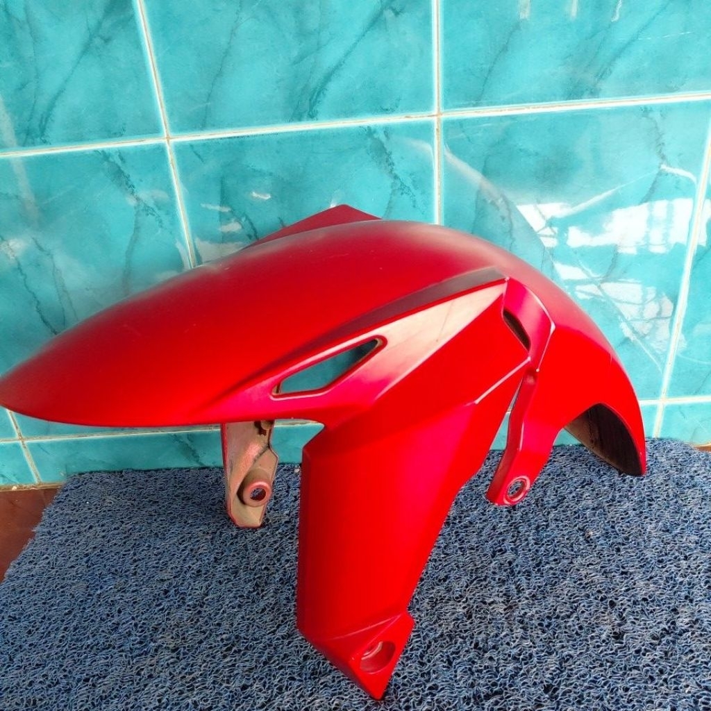 slebor spakbor depan HONDA CBR250RR copotan original
