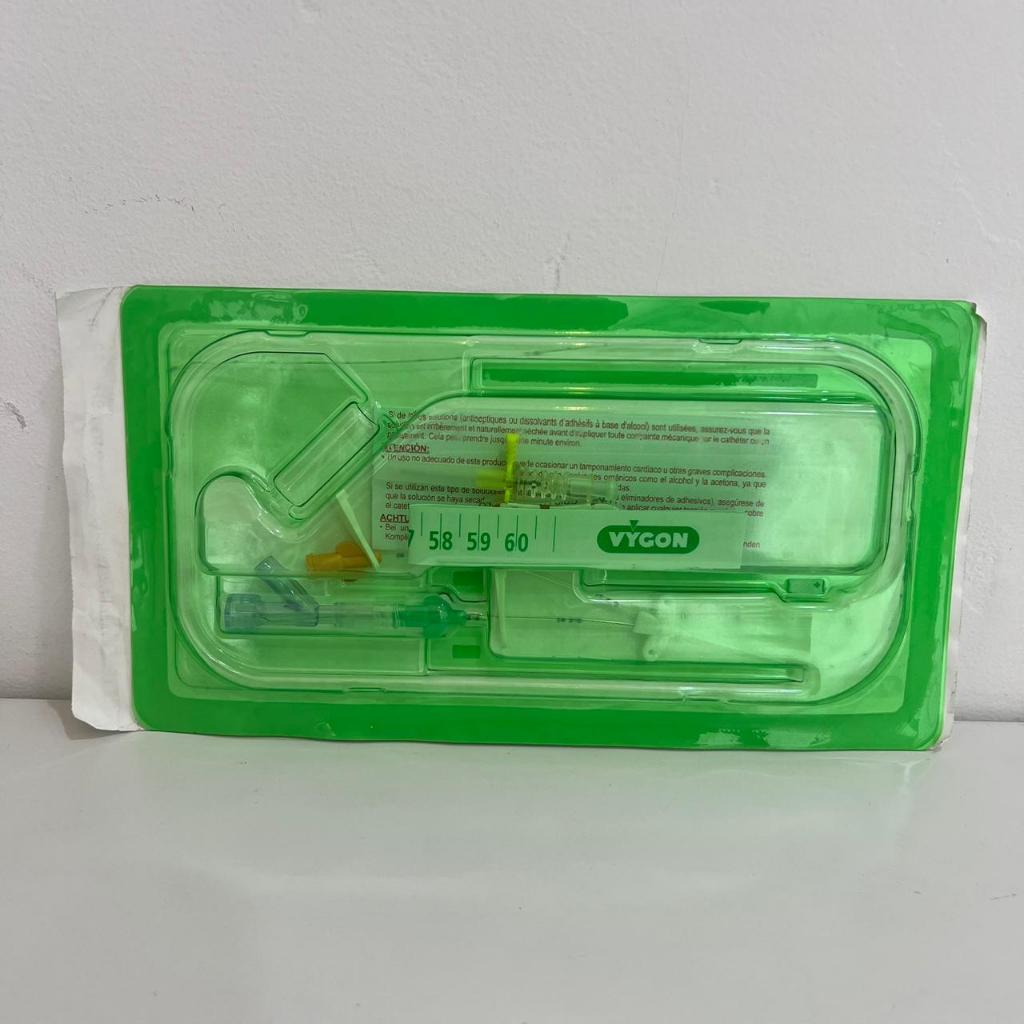 CVC 2 fr untuk Bayi / Centra Vena Catheter untuk Bayi / Nutriline Twinflo 2 Fr 30 cm w/ Stylet + Mic