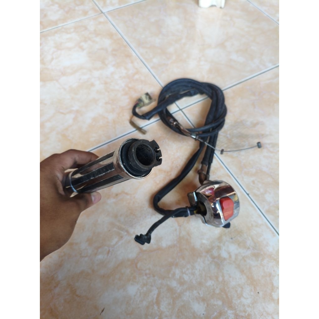 Saklar kanan benelli PE bekas