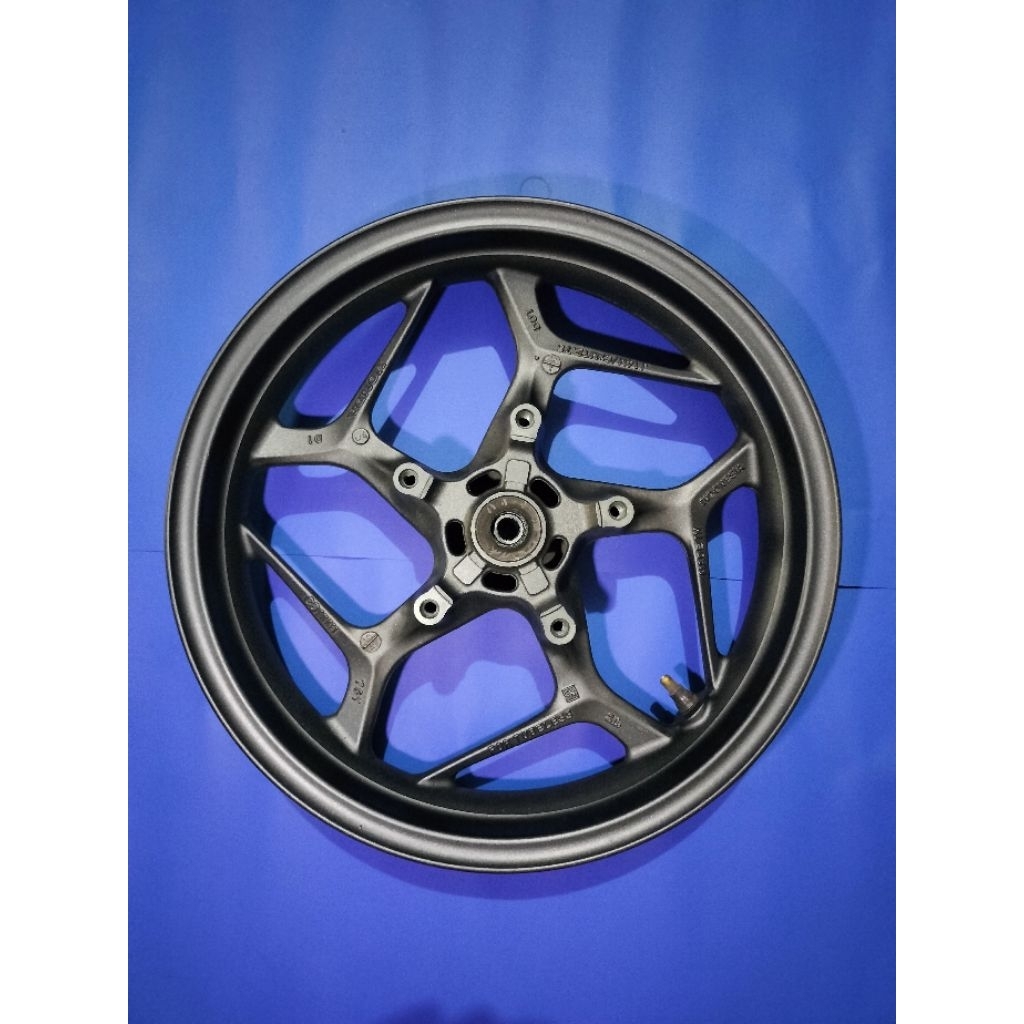 VELK DEPAN NEW PCX 160