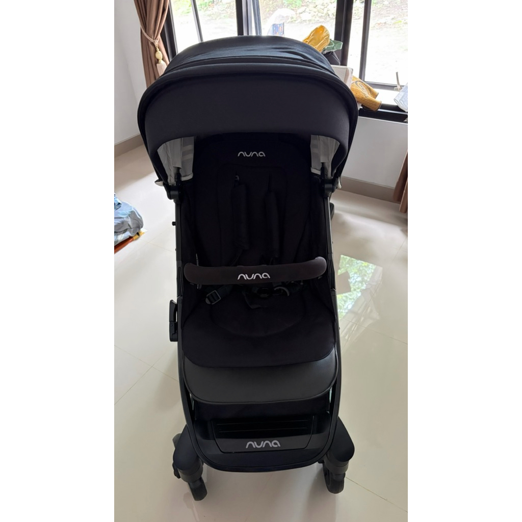 PRELOVED STROLLER NUNA TAVO