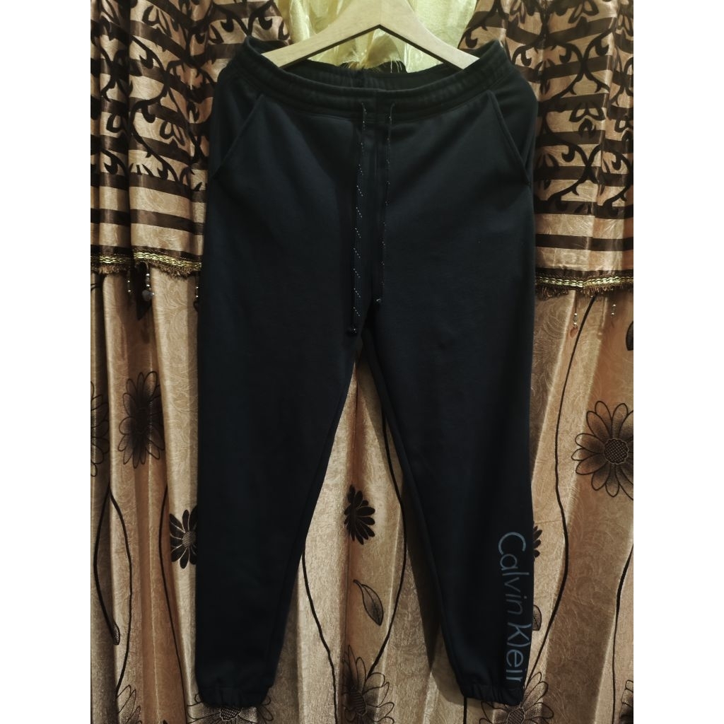 jogger Calvin klein Size lokal 32 Up 35