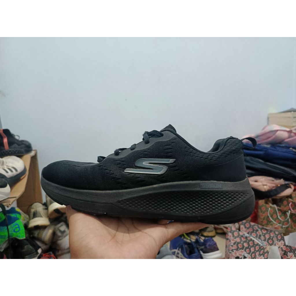 Sepatu Skechers Second