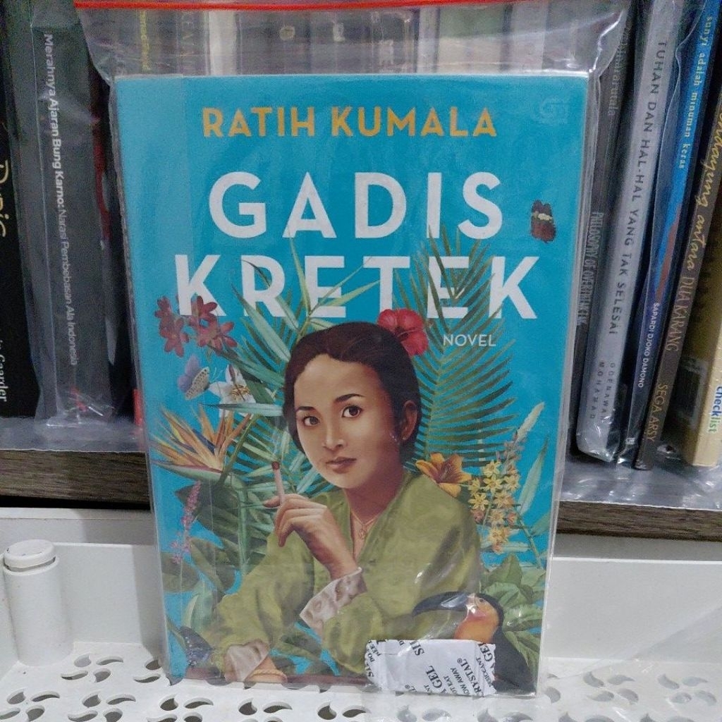 (Preloved buku ori) Gadis Kretek - Ratih Kumala