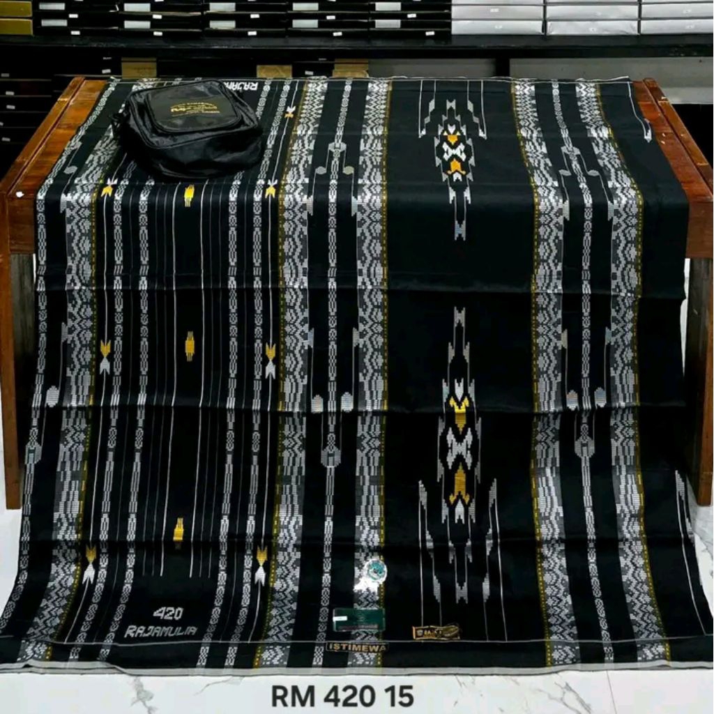 *SARUNG RAJA MULIA 420 SUTRA*