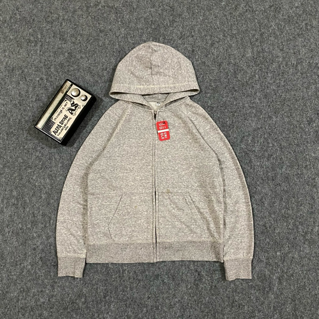 Hoodie UNIQLO Ziper ( Size M)