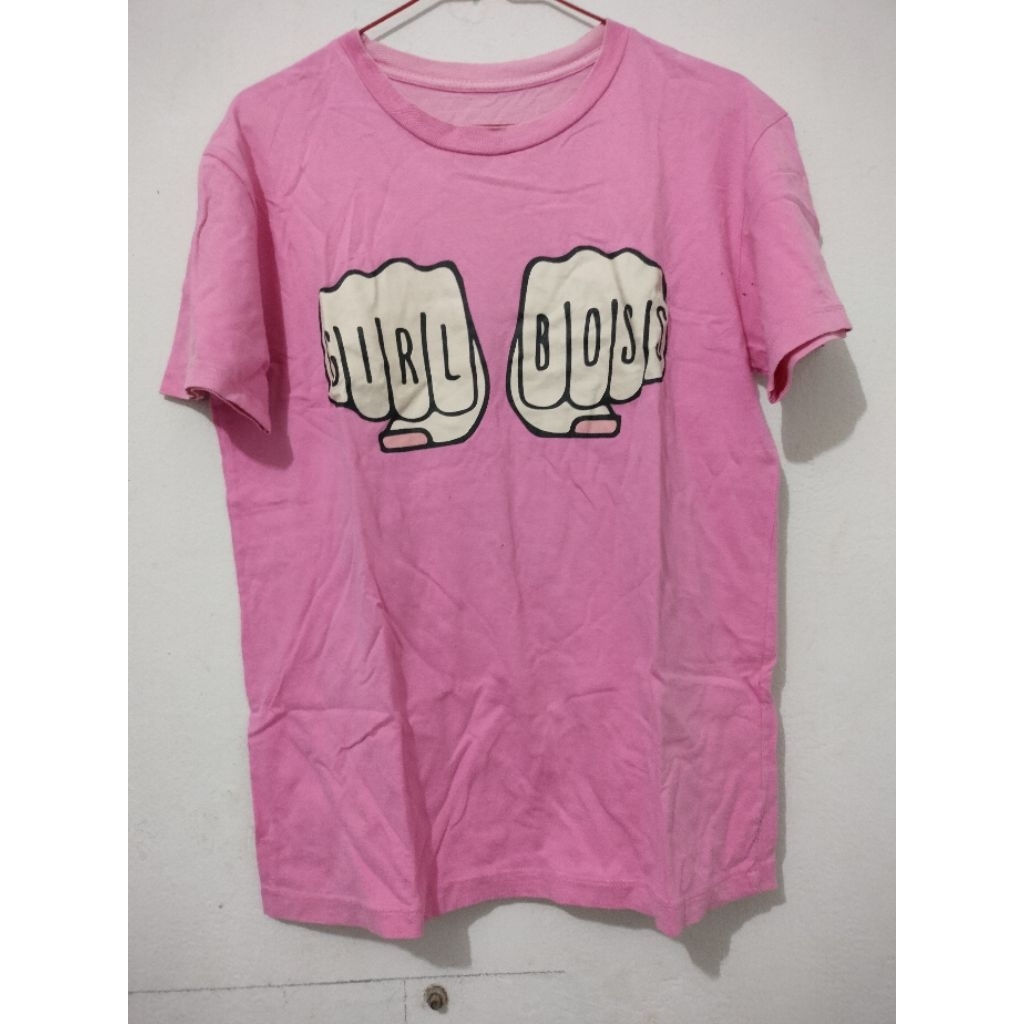 Preloved Kaos Pink Boss Girl