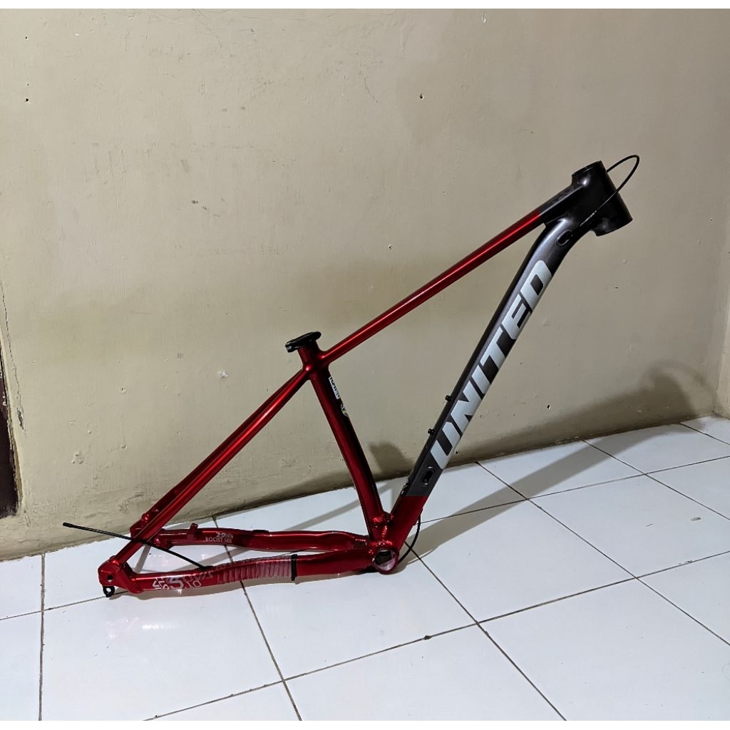 Frame United Clovis 5.10 Size S 29er