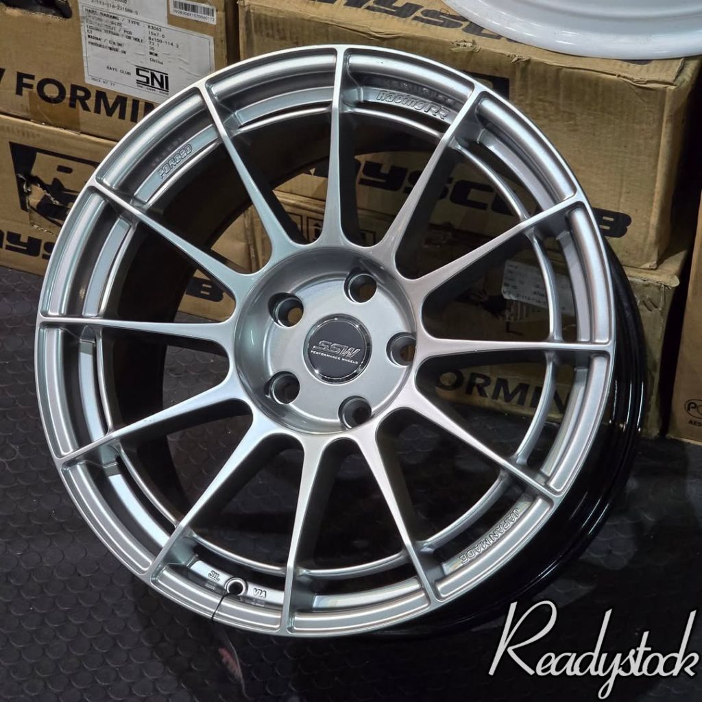 velg enkei spider original ssw r18 lebar 9,5 et 27 velg mobil ring 18 pnp mobil Innova reborn ventur