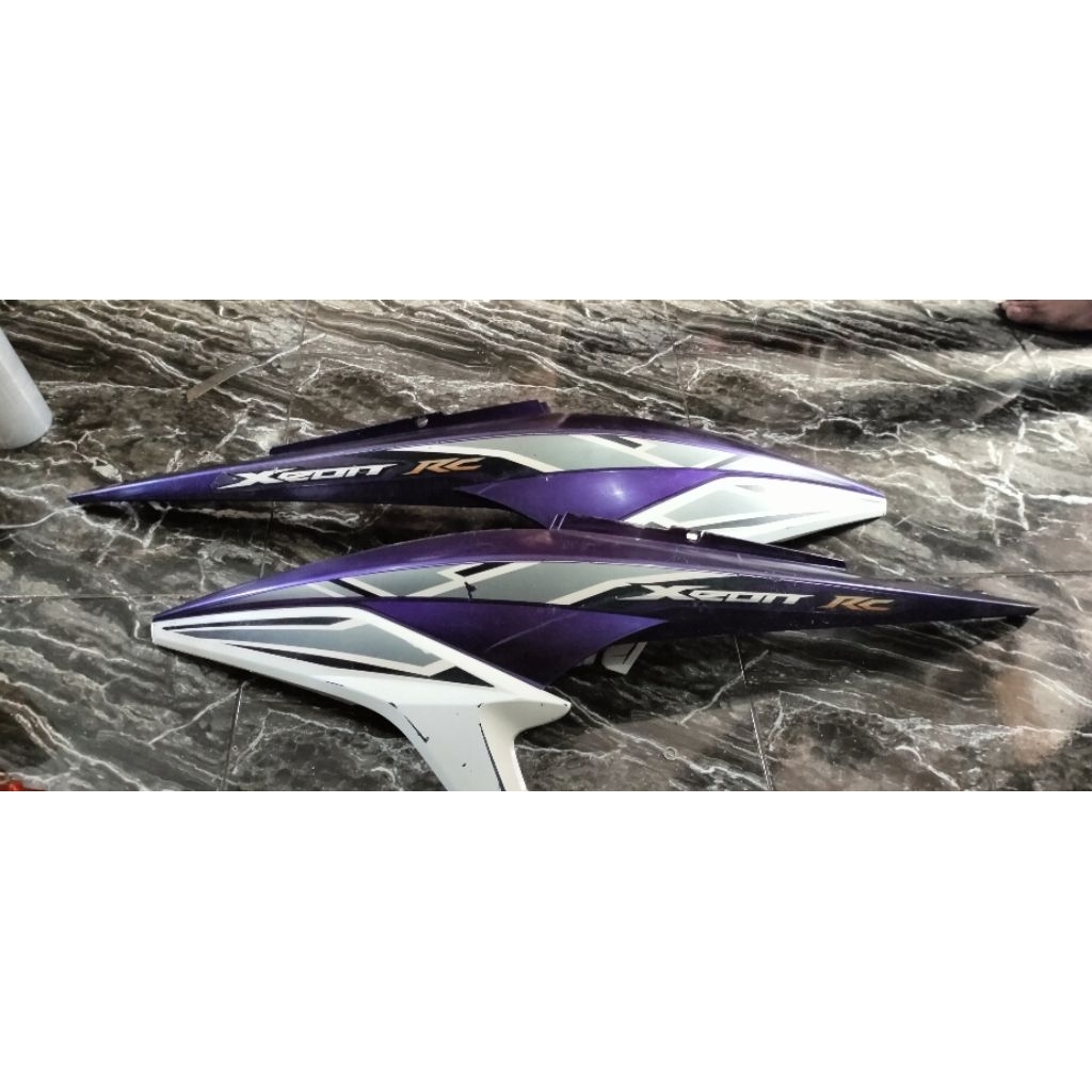 cover bodi bodi belakang Yamaha Xeon rc fullset kanan kiri