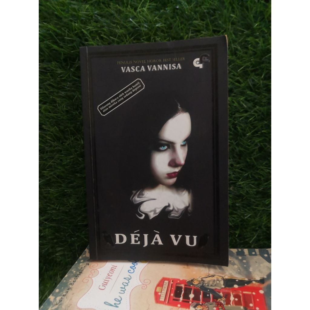 buku novel dejavu by vasca Vannisa penulis novel horor Best seller