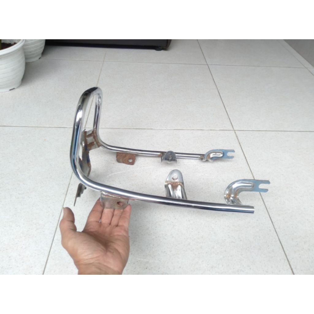 Behel / Behel Pegangan Jog Suzuki A100 Econos A8 A9 Original